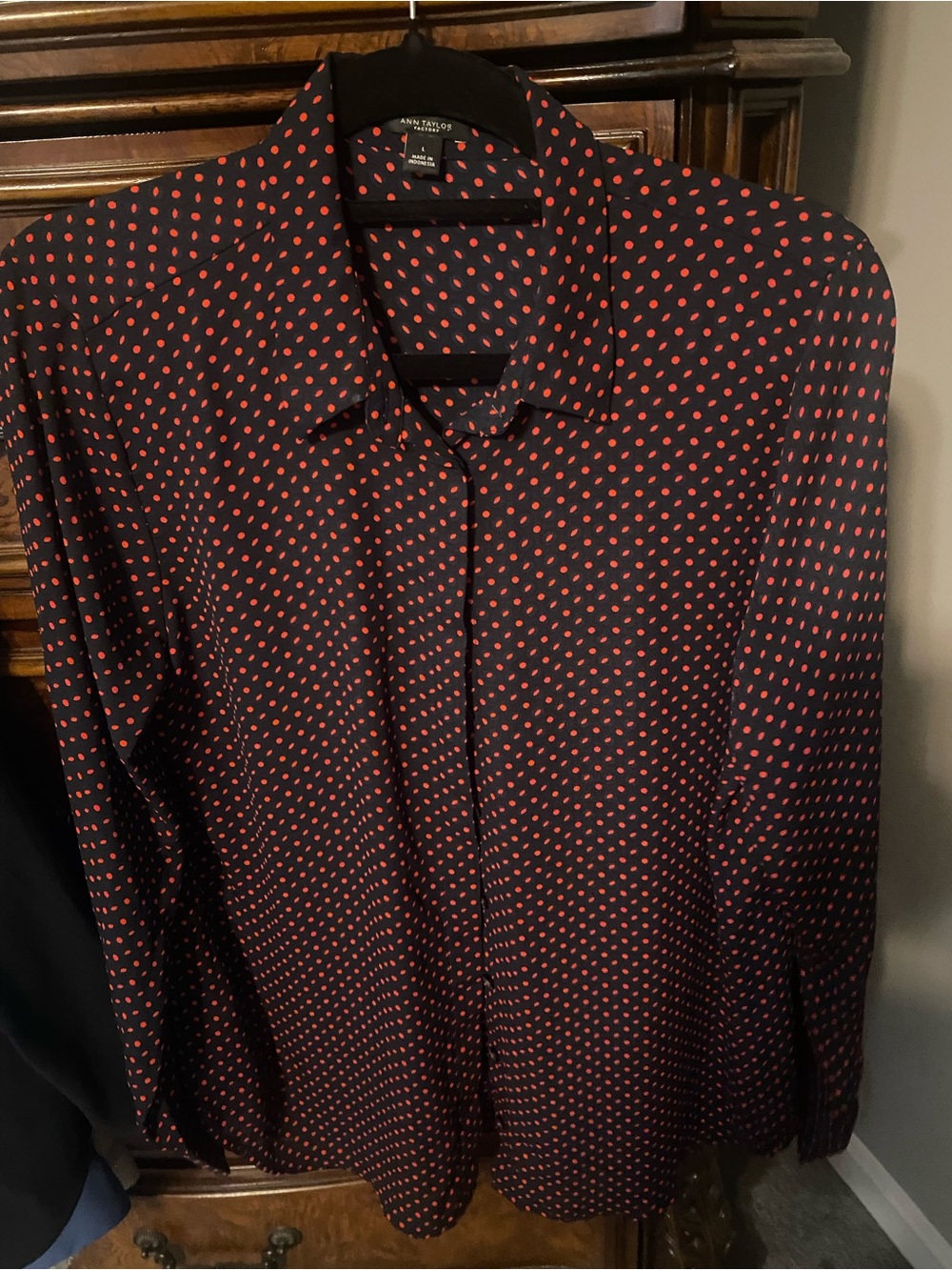 ANN TAYLOR Women's Black navy Red Polka Dot Long Sleeve Blouse